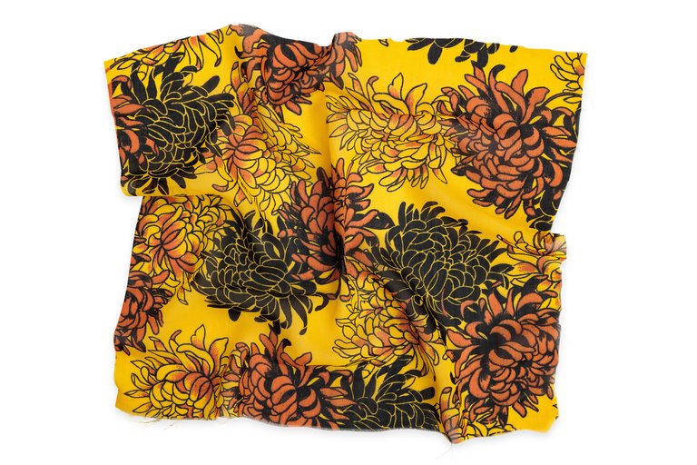 Anna AndreevaChrysanthemums in yellow, n.d.Silk textile47 x 39.5 cm