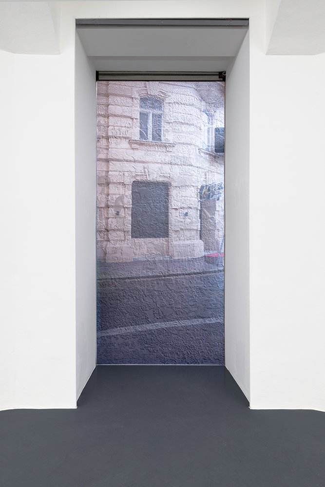 Niklas LichtiUntitled, 2016UV-direct print on sandblasted film345 x 154 cm