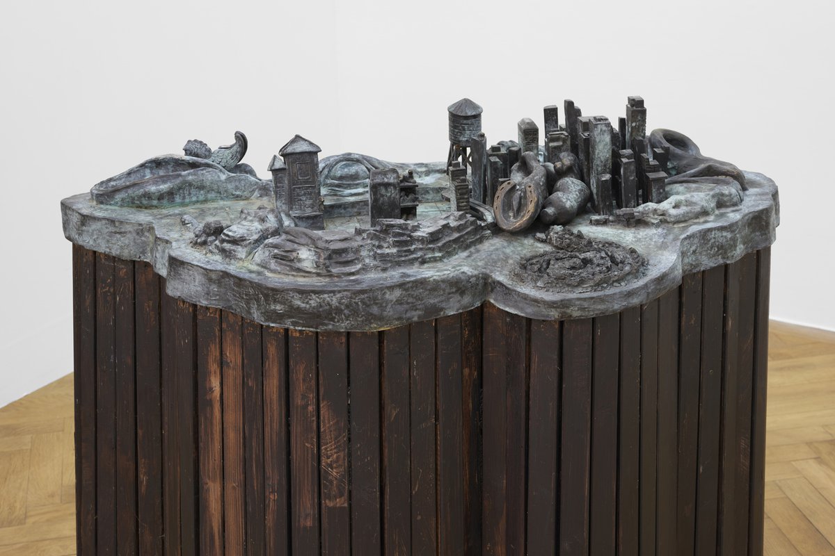 Lena HenkeCity Lights (Dead Horse Bay), 2016Bronze, painted wood105 x 125 x 65 cm (with pedestal)23 x 125 x 65 cm (without pedestal)Detail view