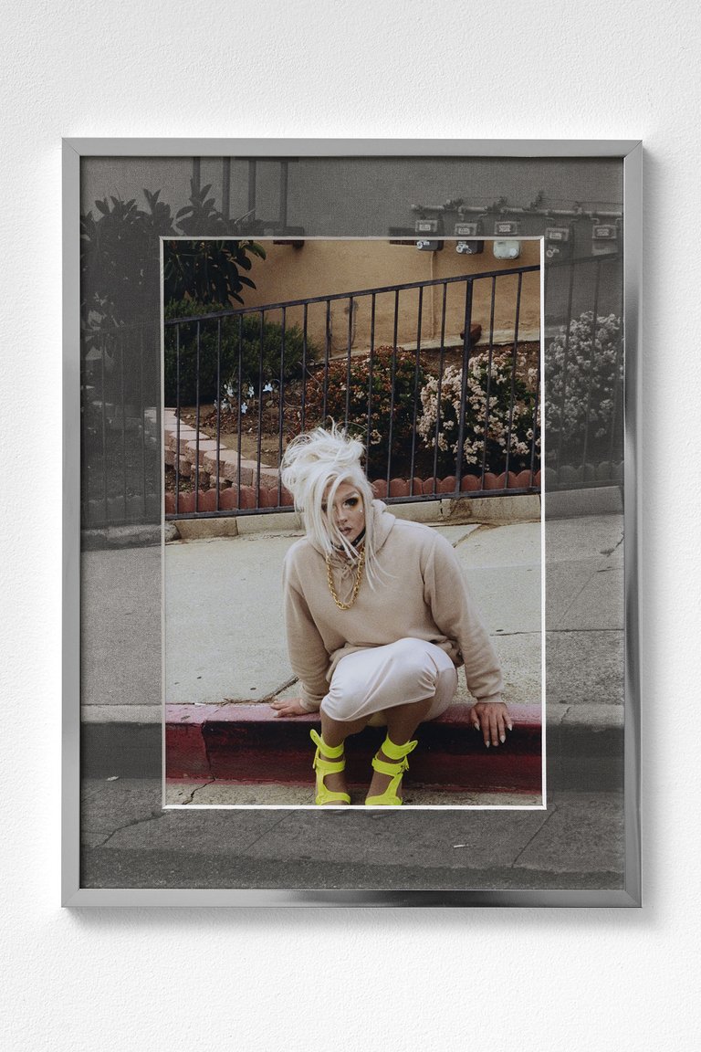 Philipp Timischl(BELLEVUE AVE.), 2019C-print, framed with custom passepartout40 x 30 cm