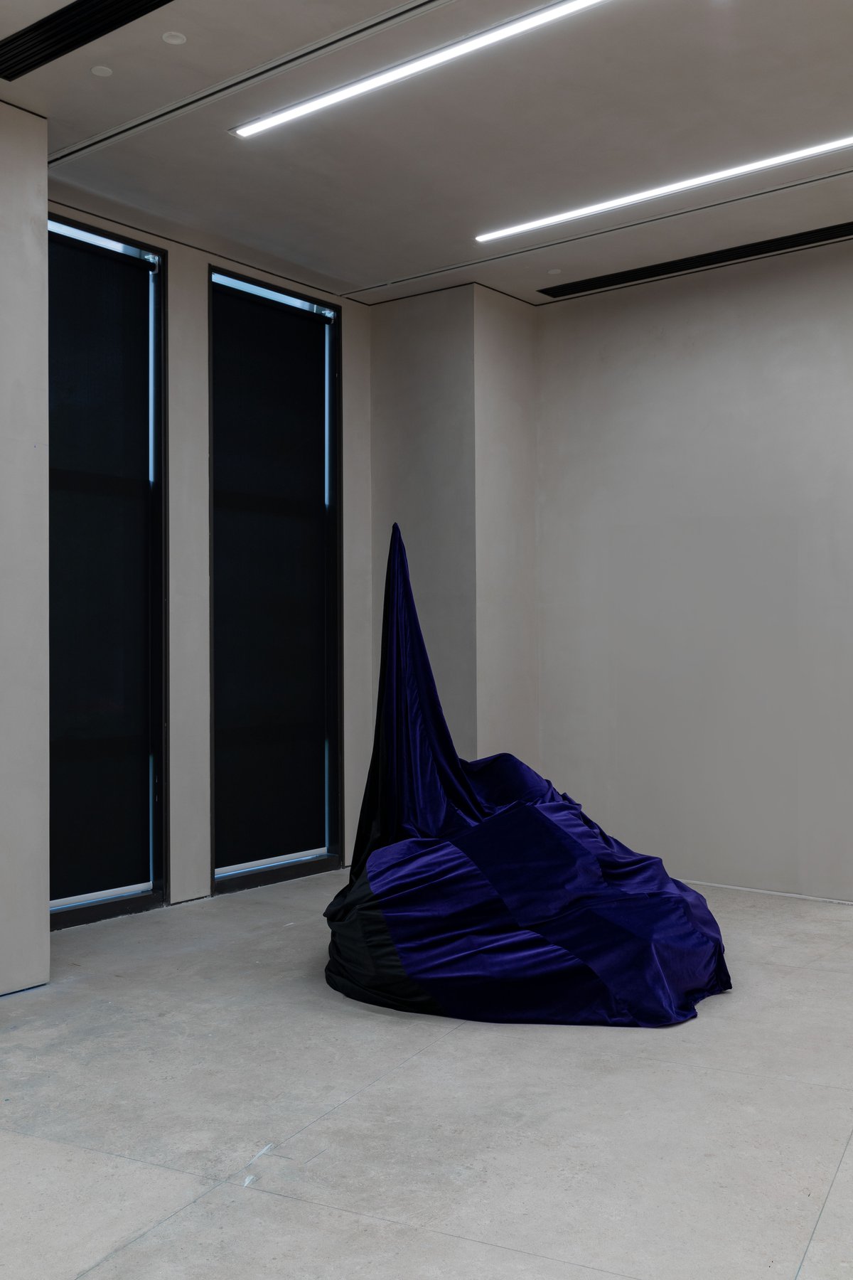 Anna-Sophie BergerCloak, 2021Velvet, tripod and variable hardware220 x 150 x 150 cm (approx. installed dimensions)More Than Human, Blanc Art Space A1, Beijing, 2023.