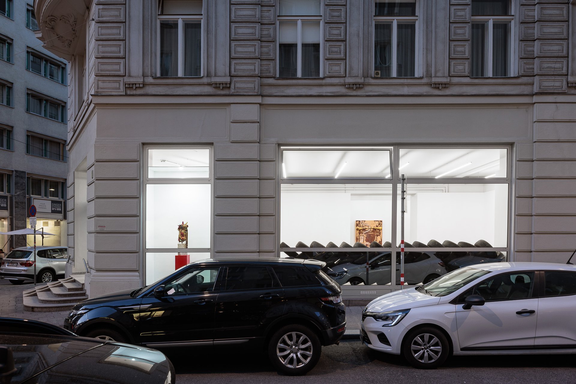 Lena HenkeDark Glasses, 2024Installation viewLayr Singerstraße, Vienna