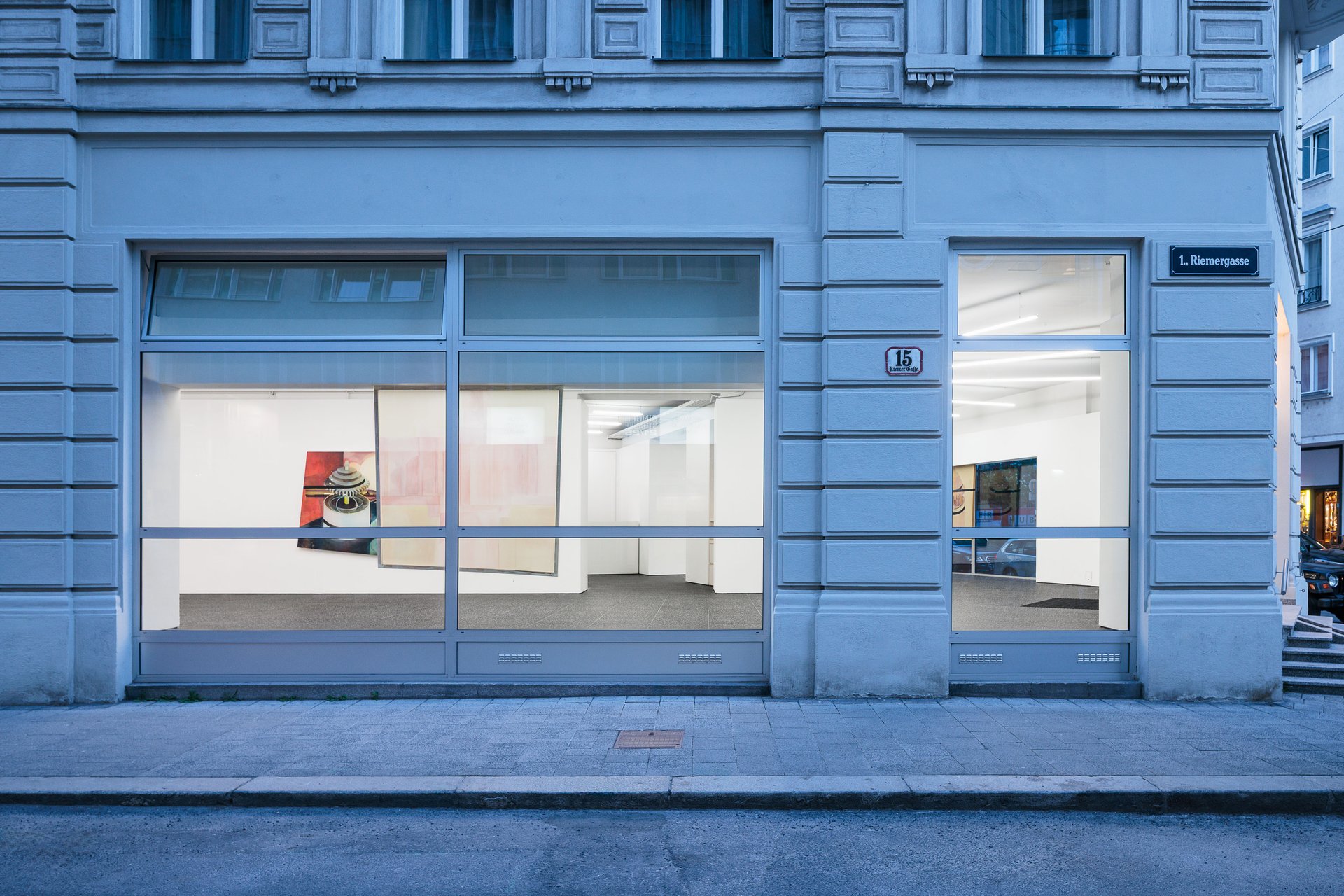 Leah Ke Yi ZhengMachine(s), 2025Installation viewLayr Singerstraße, Vienna
