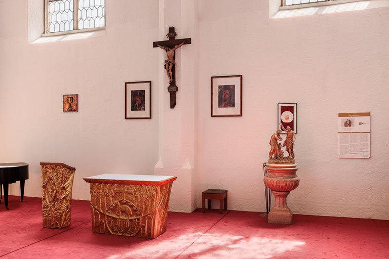 Matthias Noggler, The Uselessness of Defense, 2026, Installation view, Layr Andräkirche / St. Andrew's Church, Salzburg
