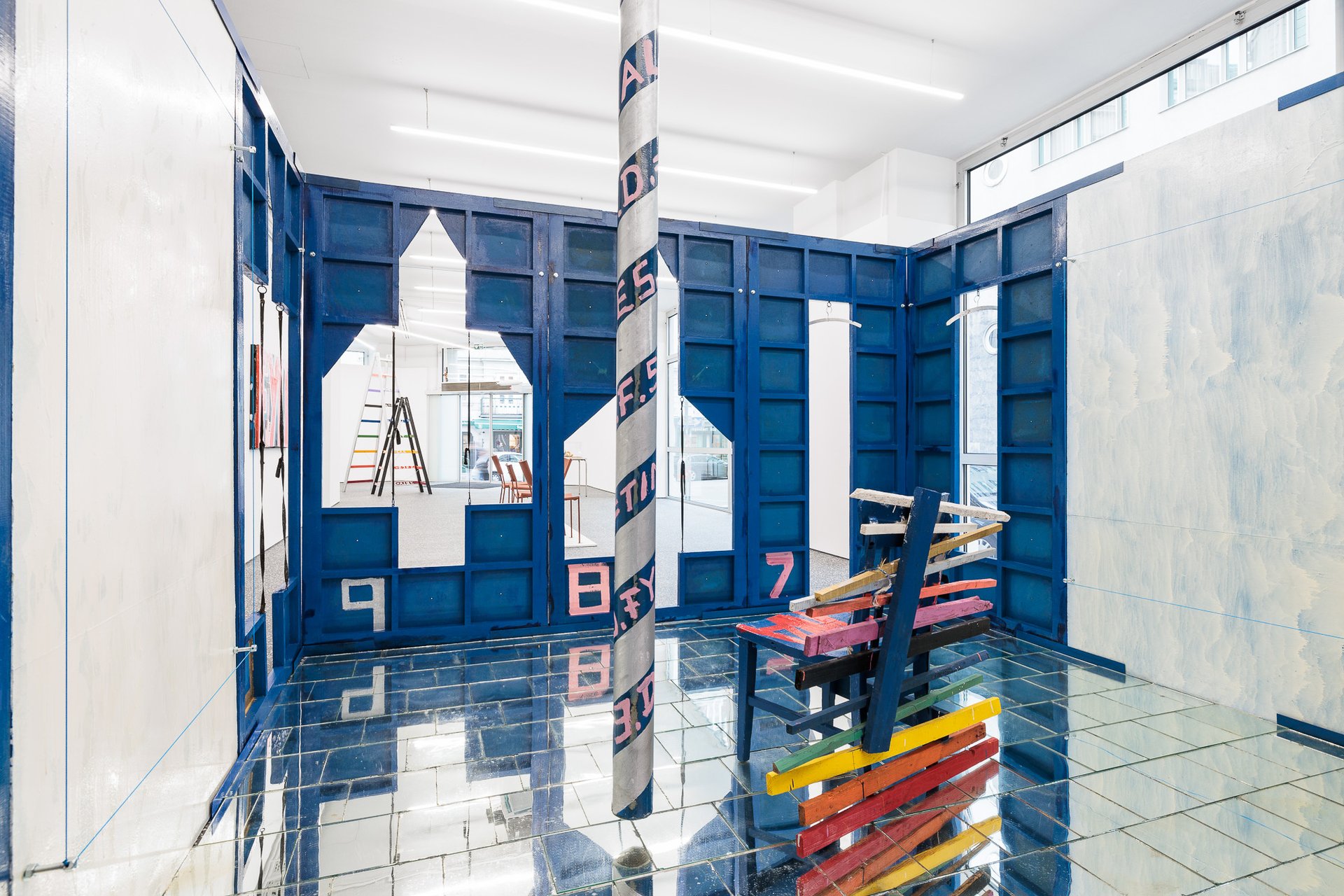 Stano FilkoCosmosouterspaceunivers, 2005Acrylic, wood, mirrors,tailor&#x27;s rubber370 × 370× 240 cm