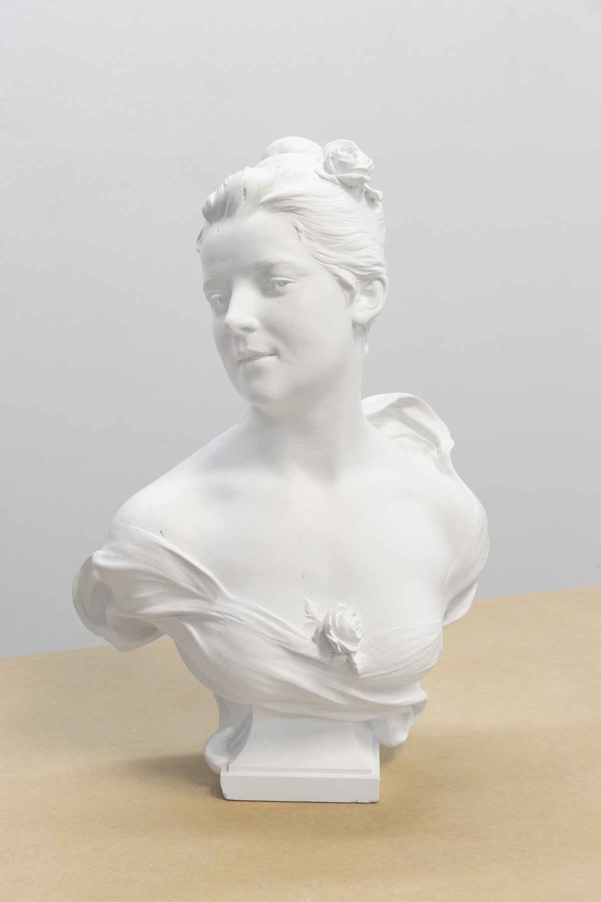 Gaylen GerberSupport, n.d.Oil paint on marble bust by Francois-Raoul, Larche (1860 - 1912), France52.7 x 36 x 19 cm