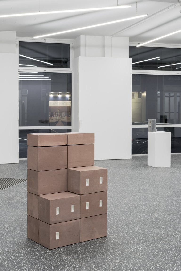 Benjamin HirteShrine, 2024Red Sandstone, Plastic, Lacquer124.5 x 81 x 65 cm