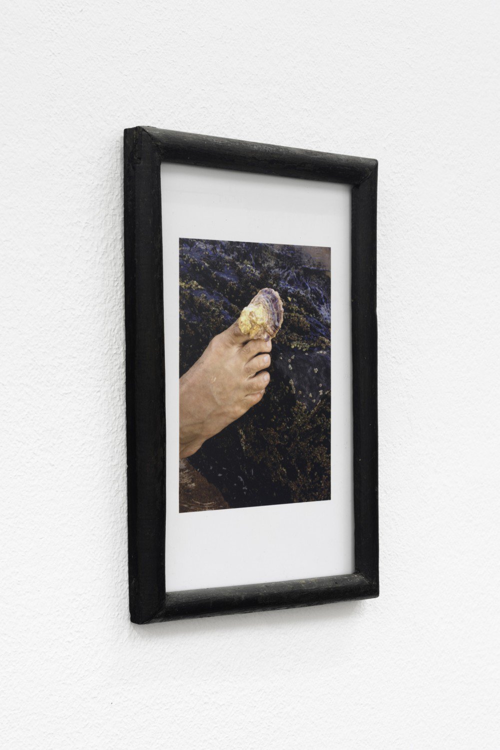 Franz AmannMundaka, 2015Photograph, found frame24.5 x 16.5 cm