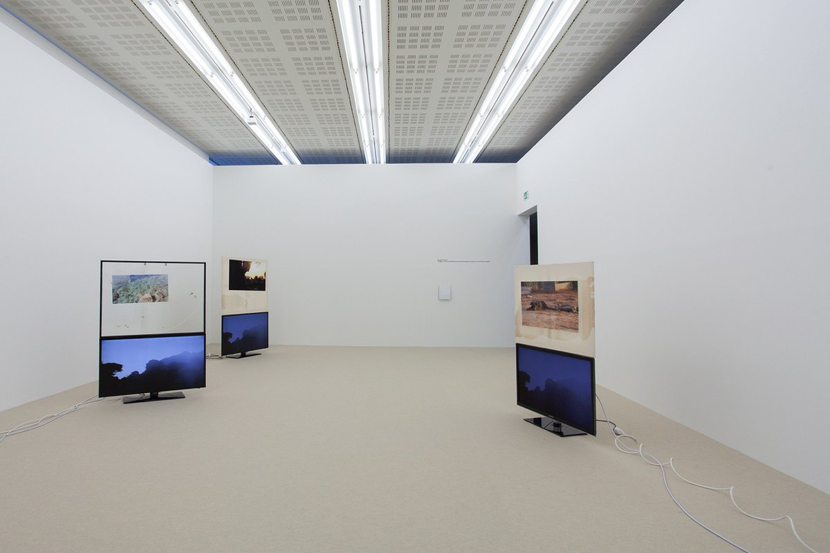 Philipp Timischl&quot;Philipp, I have the feeling I&#x27;m incredibly good looking, but have nothing to say&quot;, 2013Installation view21er Raum at 21er Haus, Vienna